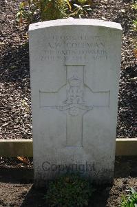 Dozinghem Military Cemetery - Coleman, Alfred William