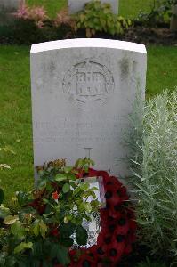 Dozinghem Military Cemetery - Collings, Rees Hough