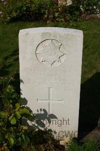 Dozinghem Military Cemetery - Cooke, J