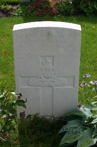 Dozinghem Military Cemetery - Coslett, Thomas William