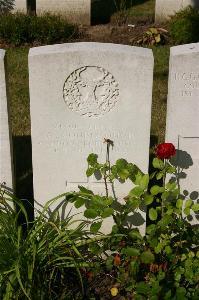 Dozinghem Military Cemetery - Couborough, A