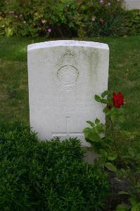 Dozinghem Military Cemetery - Coulbeck, J A