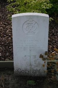 Dozinghem Military Cemetery - Coward, Russell Henry