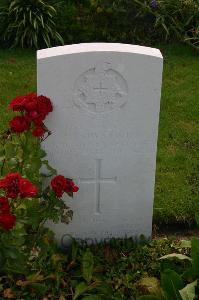 Dozinghem Military Cemetery - Cowstick, Frederick