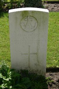 Dozinghem Military Cemetery - Cox, J J