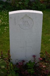 Dozinghem Military Cemetery - Craggs, M