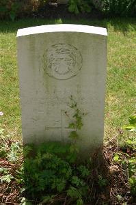 Dozinghem Military Cemetery - Crandon, H G