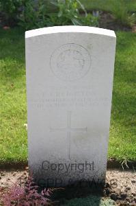 Dozinghem Military Cemetery - Creighton, Frank