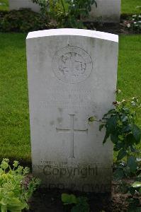 Dozinghem Military Cemetery - Daley, Sidney Albert