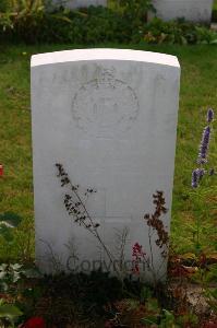 Dozinghem Military Cemetery - Dallas, W