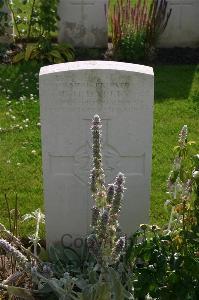 Dozinghem Military Cemetery - Darley, Edward Henry