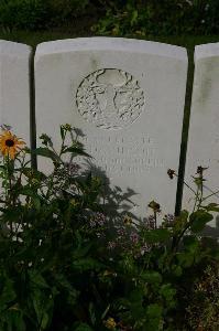 Dozinghem Military Cemetery - Davidson, J M