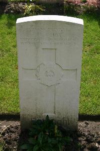 Dozinghem Military Cemetery - Day, Herbert Thomas