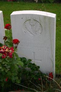 Dozinghem Military Cemetery - Deakin, E F