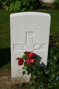 Dozinghem Military Cemetery - Dean, K J