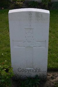 Dozinghem Military Cemetery - Dixey, Arthur William