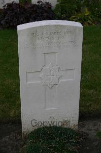 Dozinghem Military Cemetery - Dixon, M