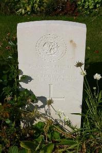 Dozinghem Military Cemetery - Don, J G