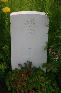 Dozinghem Military Cemetery - Dowsing, A C