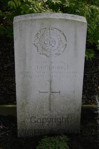 Dozinghem Military Cemetery - Duddridge, Charles