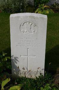 Dozinghem Military Cemetery - Durie, H