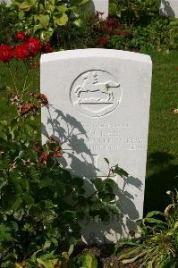 Dozinghem Military Cemetery - Eccles, Frank