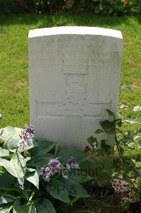 Dozinghem Military Cemetery - Edwards, David James