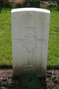 Dozinghem Military Cemetery - Elsworth, W