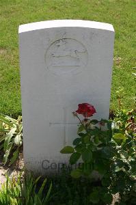 Dozinghem Military Cemetery - Emerton, William Thomas