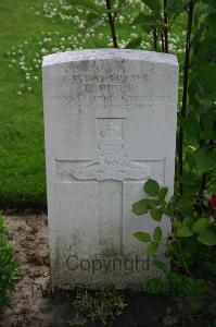 Dozinghem Military Cemetery - Field, E