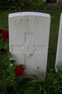 Dozinghem Military Cemetery - Finn, Bertie Victor Alfred