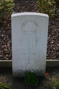 Dozinghem Military Cemetery - Fitzgerald, Peter