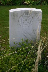 Dozinghem Military Cemetery - Fitzgerald, T B