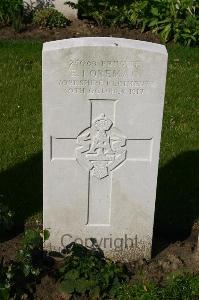 Dozinghem Military Cemetery - Foreman, E