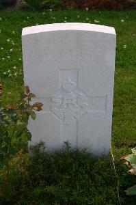 Dozinghem Military Cemetery - Forster, W J