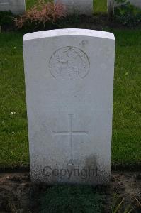 Dozinghem Military Cemetery - Foster, E B