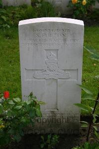 Dozinghem Military Cemetery - Fulton, Samuel