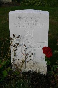 Dozinghem Military Cemetery - Furlong, J