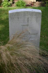 Dozinghem Military Cemetery - Gale, Francis John