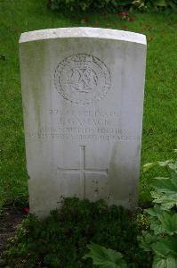 Dozinghem Military Cemetery - Gamack, James