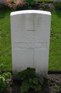 Dozinghem Military Cemetery - Gardiner, T W