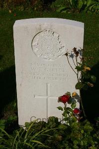 Dozinghem Military Cemetery - Garner, W T