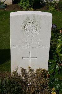 Dozinghem Military Cemetery - Gaunt, A