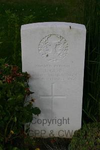 Dozinghem Military Cemetery - Gibb, J