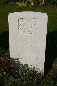 Dozinghem Military Cemetery - Gleeson, Thomas