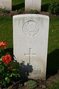 Dozinghem Military Cemetery - Grainger, Richard