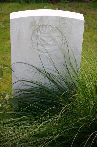 Dozinghem Military Cemetery - Green, J G