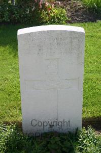 Dozinghem Military Cemetery - Gunn, George Albert