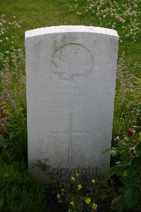 Dozinghem Military Cemetery - Hackett, Frank William