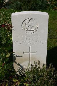 Dozinghem Military Cemetery - Hadley, Thomas